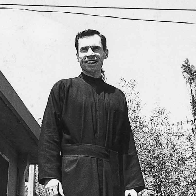 Venerable Father Aloysius Schwartz (official Sisters of Mary archive portrait)