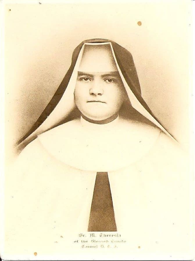 Teresa Ysseldijk (photograph, 1915)